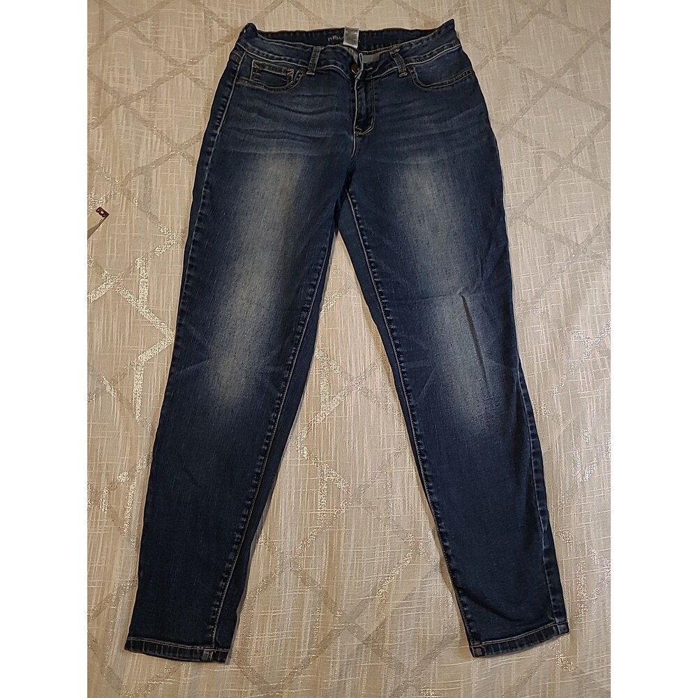 Maurices Jeans Womens Size Medium Short Denim Pocket Stretch